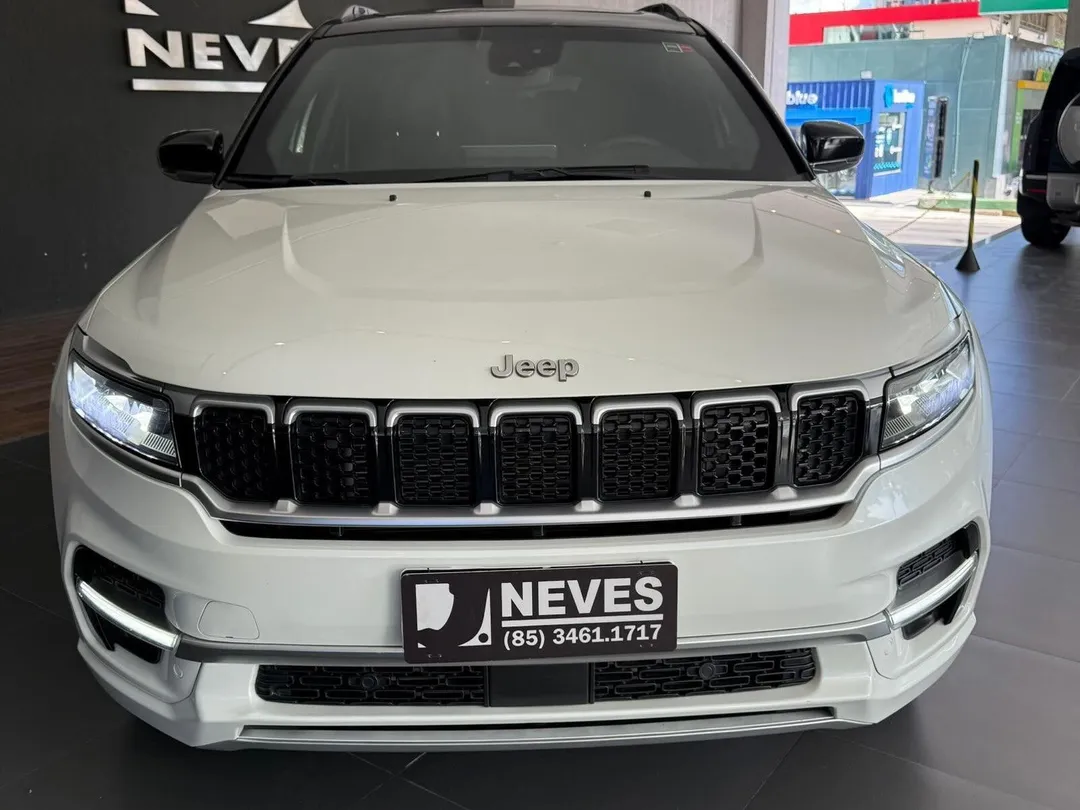 Jeep Commander 2022, foto 4 de 7
