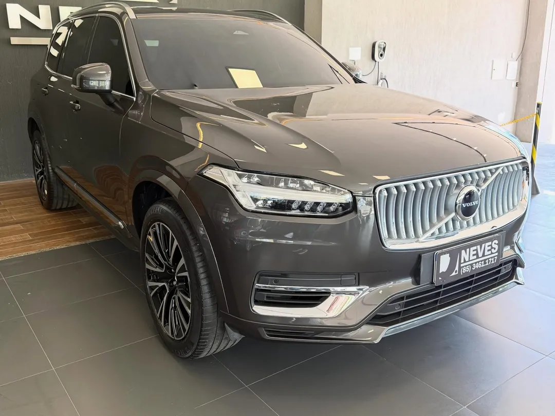Volvo XC90 2025, foto 3 de 7